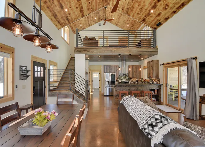 Riverfront Home With Bbq 2 Mi To Downtown Gunnison!
